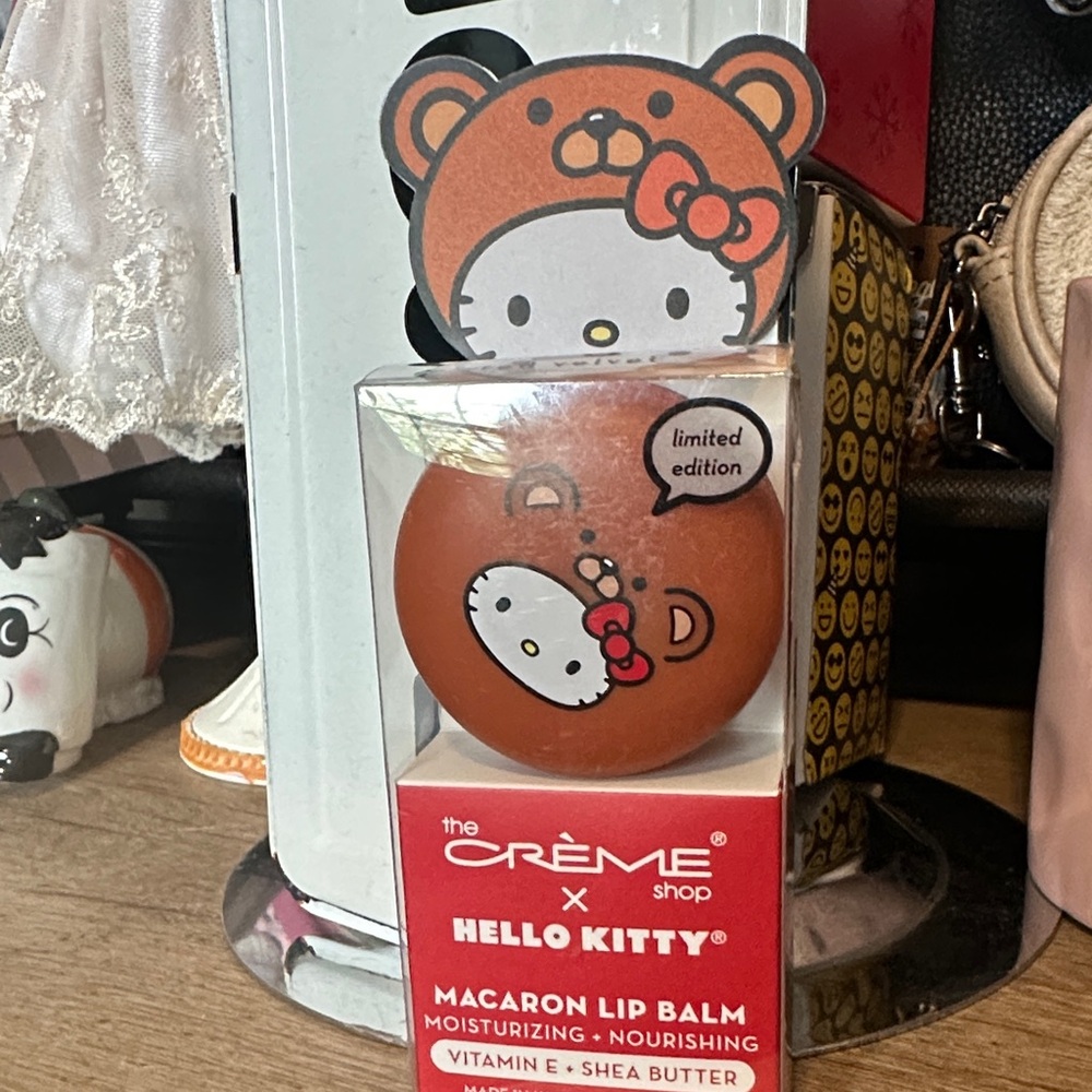 Hello Kitty Orange Macaron‎ Lip Balm - Picture 5 of 6